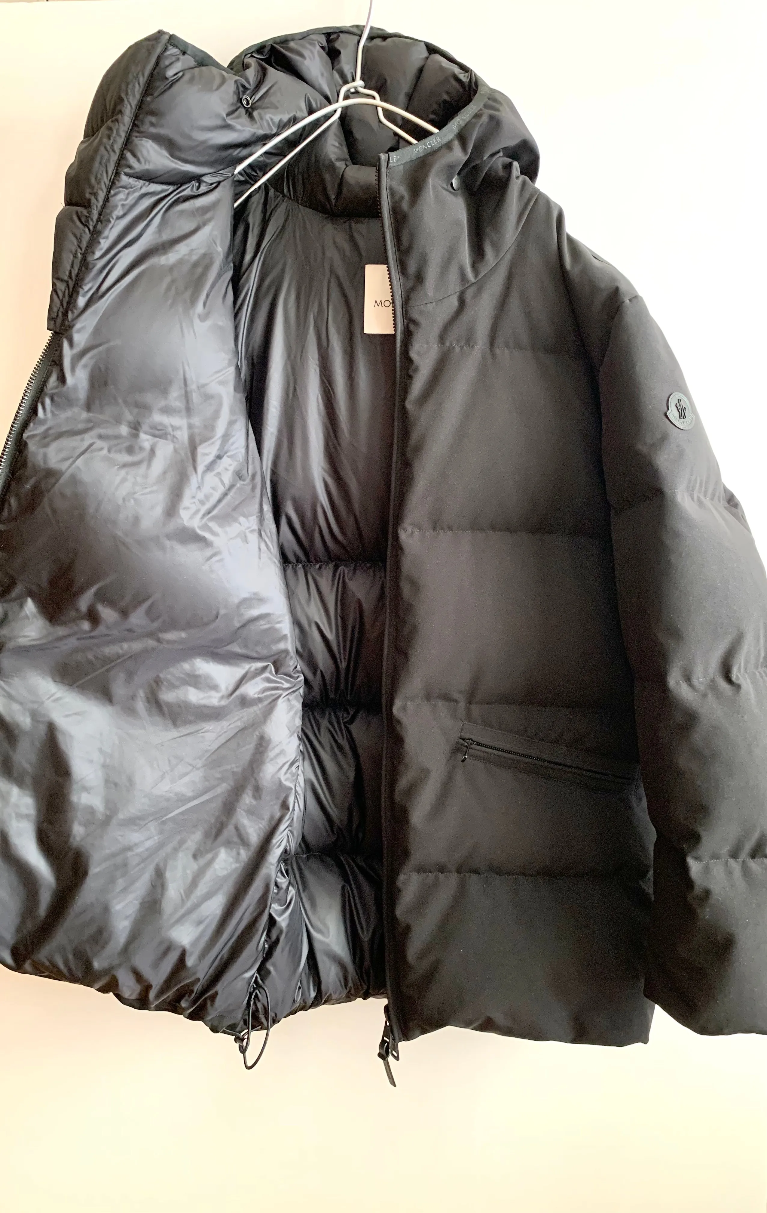 【 MONCLER 】Montsouris Giubbotto Down Jacket