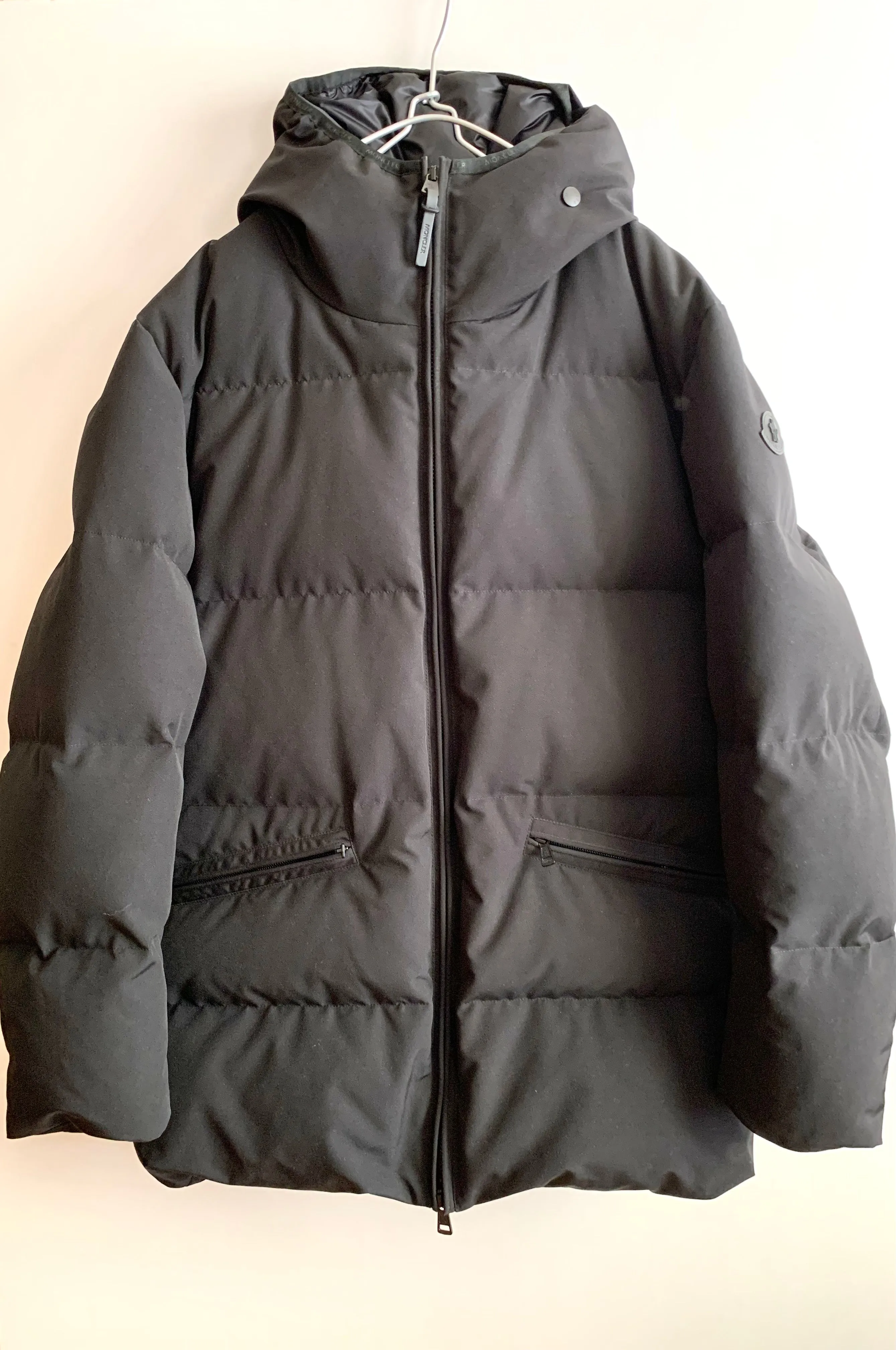 【 MONCLER 】Montsouris Giubbotto Down Jacket