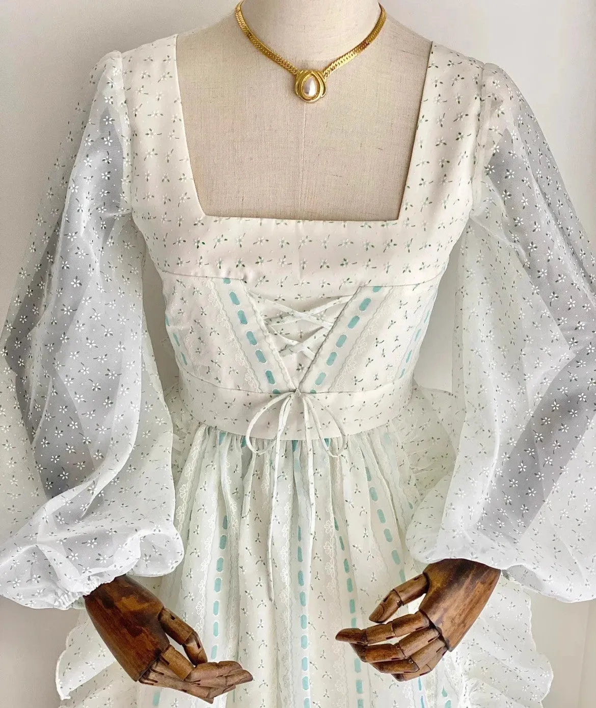 1900s Royalcore Square Collar Puff Sleeves Dress