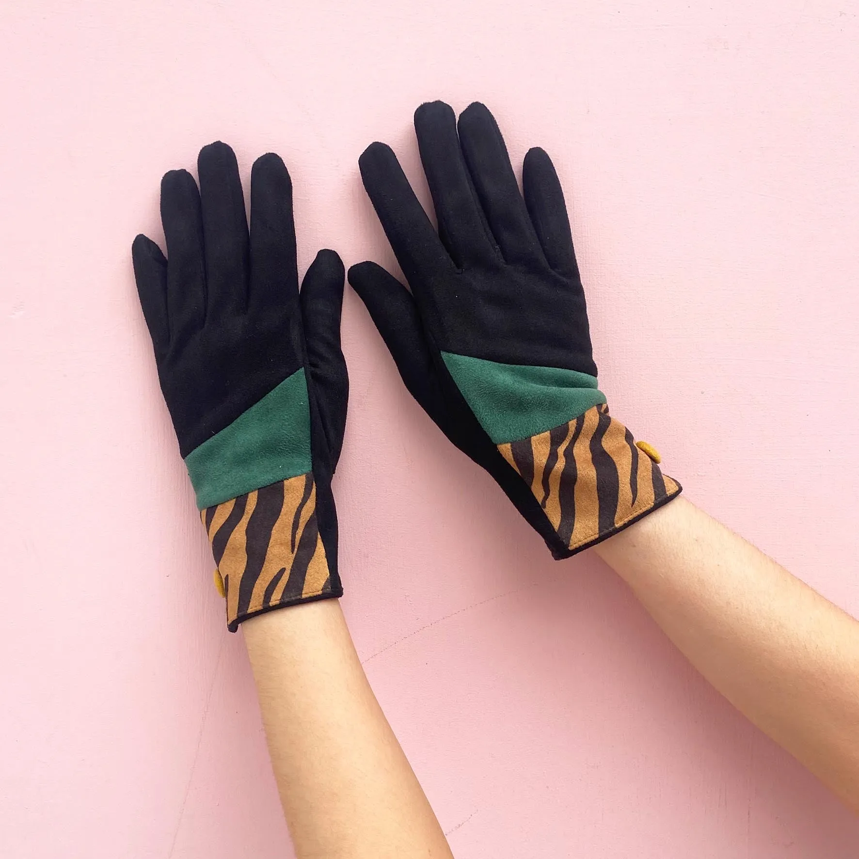 Animal Print 'Tiger' Suedette Gloves