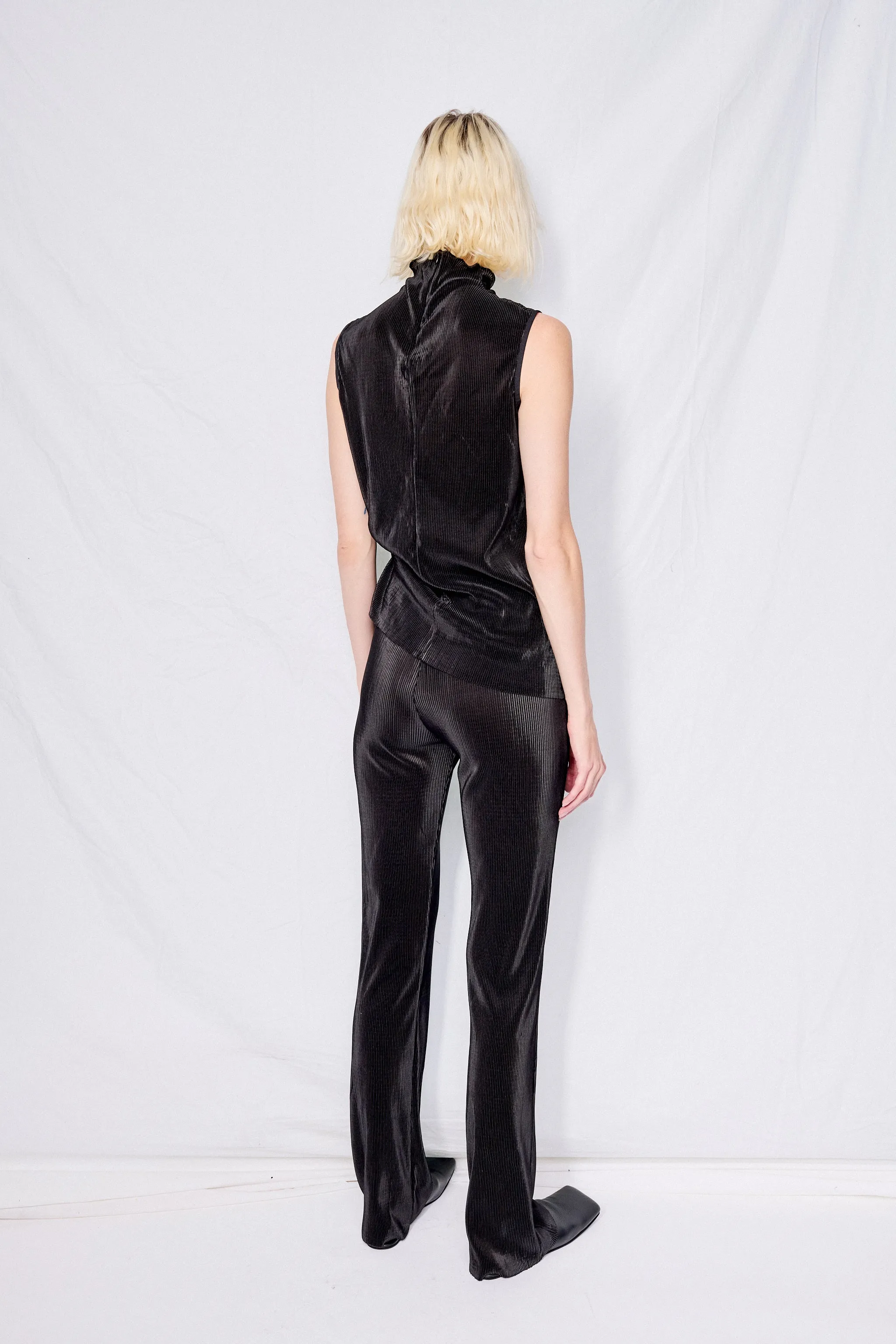 Black Micropleat Sleeveless Mockneck Top