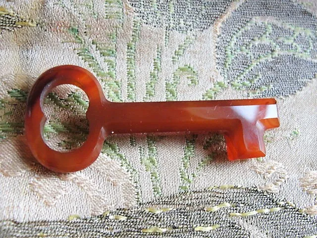 GORGEOUS Antique Victorian Carnelian Stone Brooch Carved SKELETON KEY Lustrous Rich Red Color Pin Antique Jewelry Jewellery