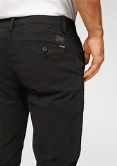 Levis Chino Standard Taper