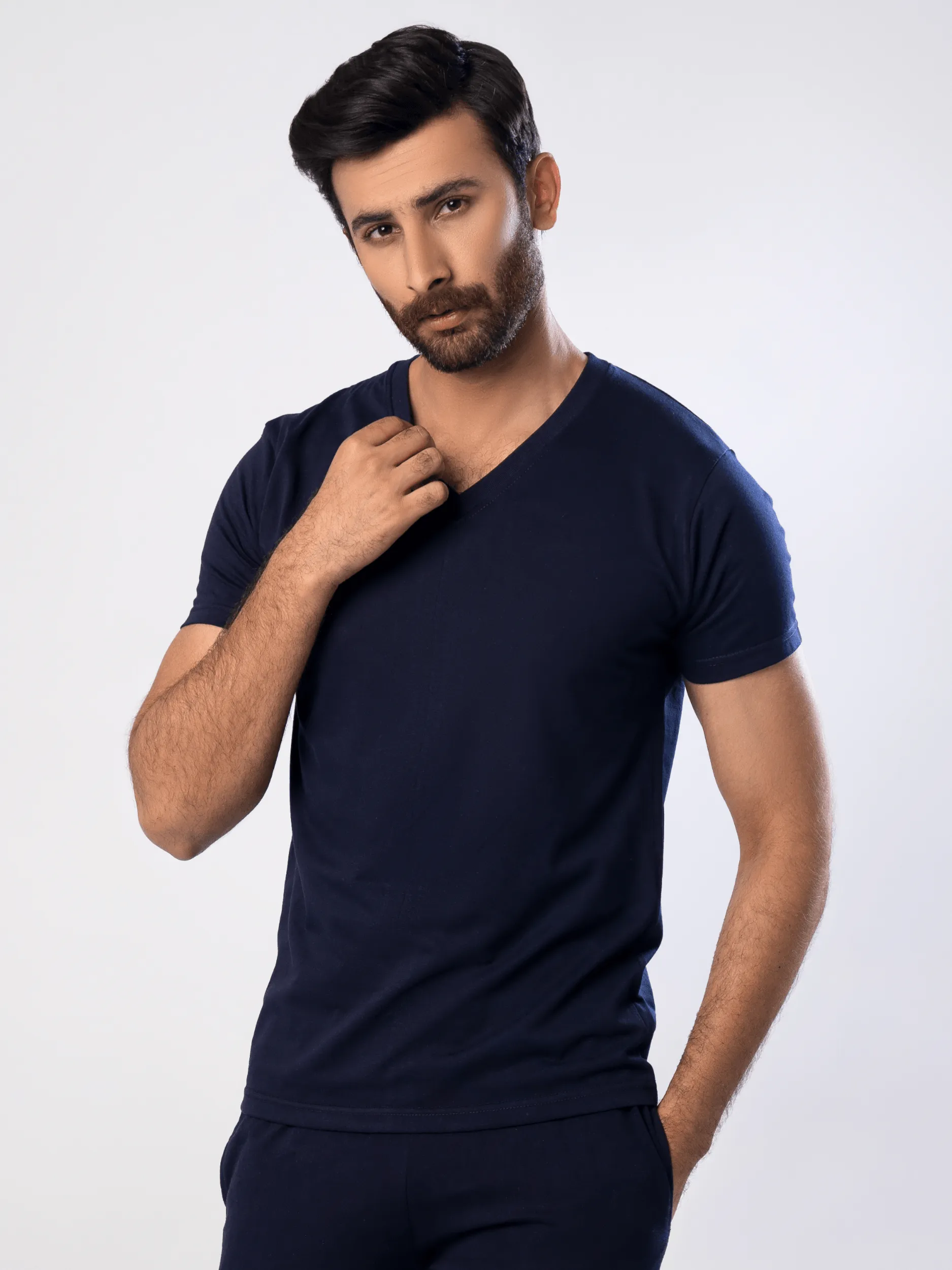 Men’s Essential V Neck (Short Sleeves)