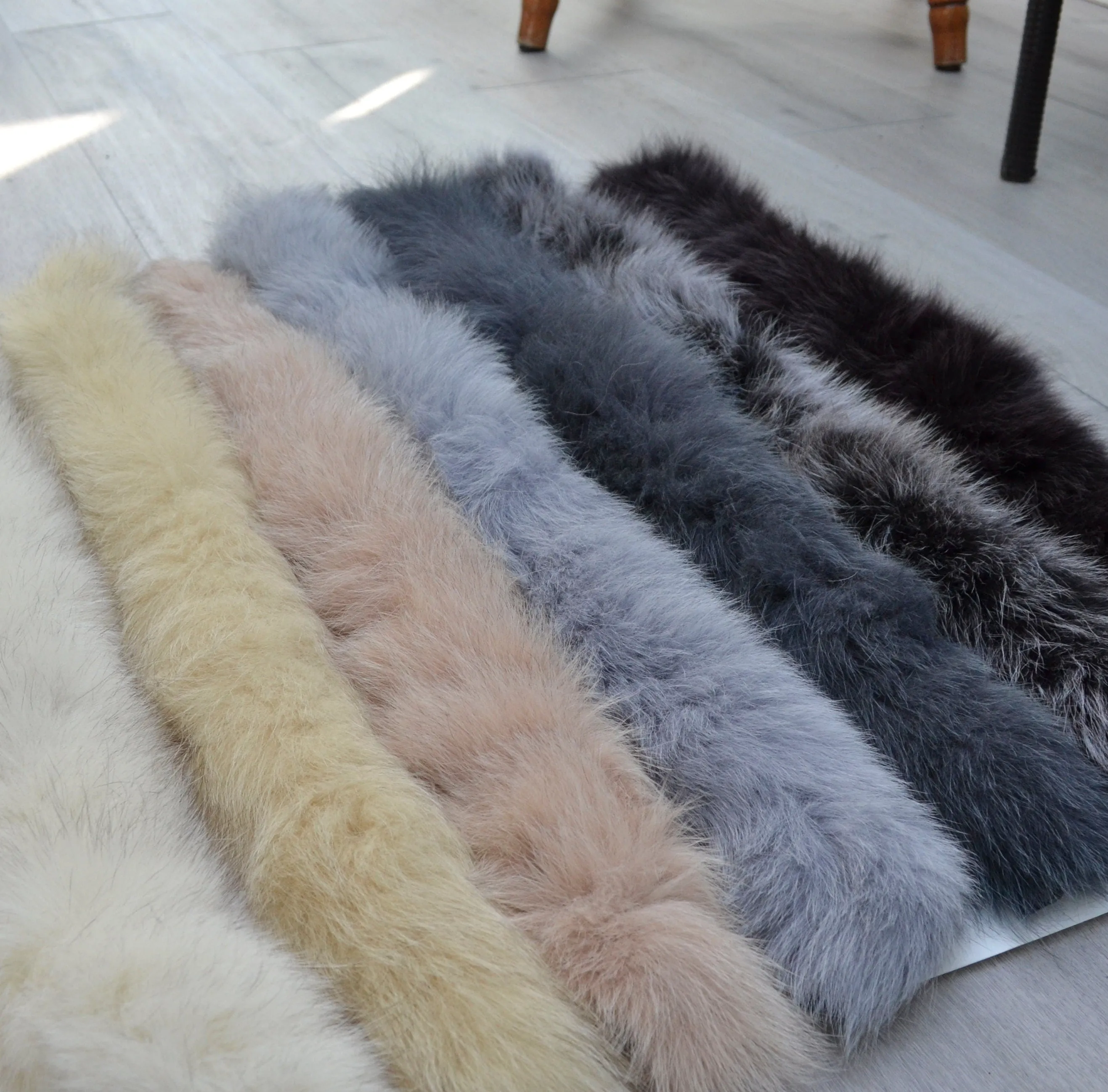 READY to SHIP, 60 cm Real Fox Fur (Tail) Trim Hood, Fur collar trim, Fox Fur Collar, Fur Scarf, Fur Ruff, Fur Hood, Fur stripe, Coat Trim