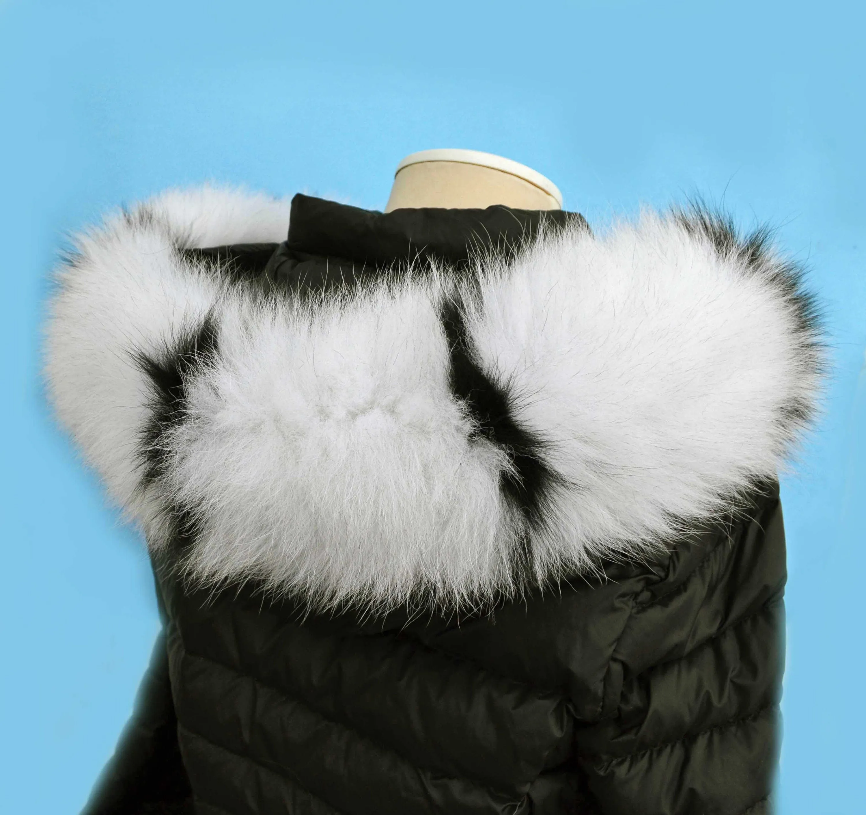 READY to Ship XXL Real Fox Fur (SKIN) Trim Hood with lining and buttons, White and Black Fox Fur Collar, Large Fur Scarf Ruff, Real Fur Hood