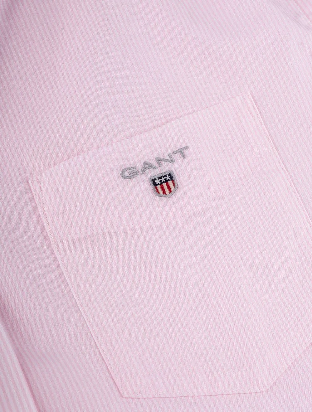 Regular Fit Broadcloth Banker Buttondown Shortsleeve California Pink