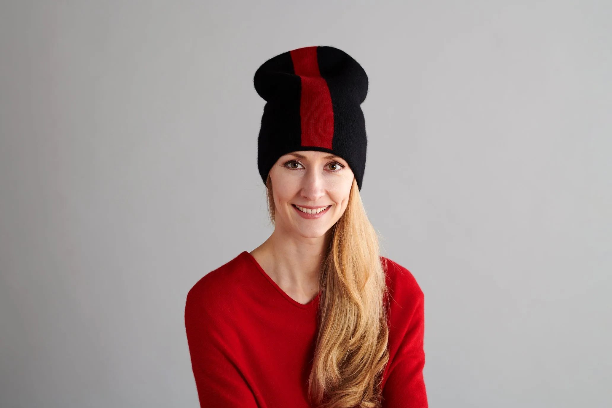 Reversible Slouchy Black and Red Striped Cashmere Hat with Black Pom-Pom