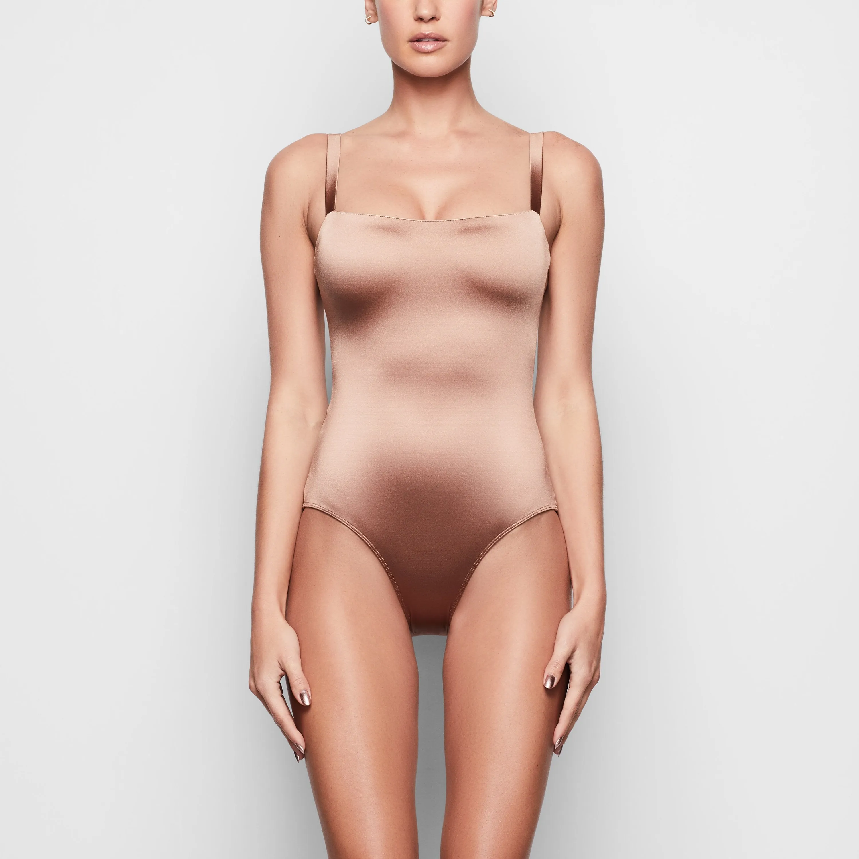 STRETCH SATIN SMOOTHING BODYSUIT | DESERT CLAY