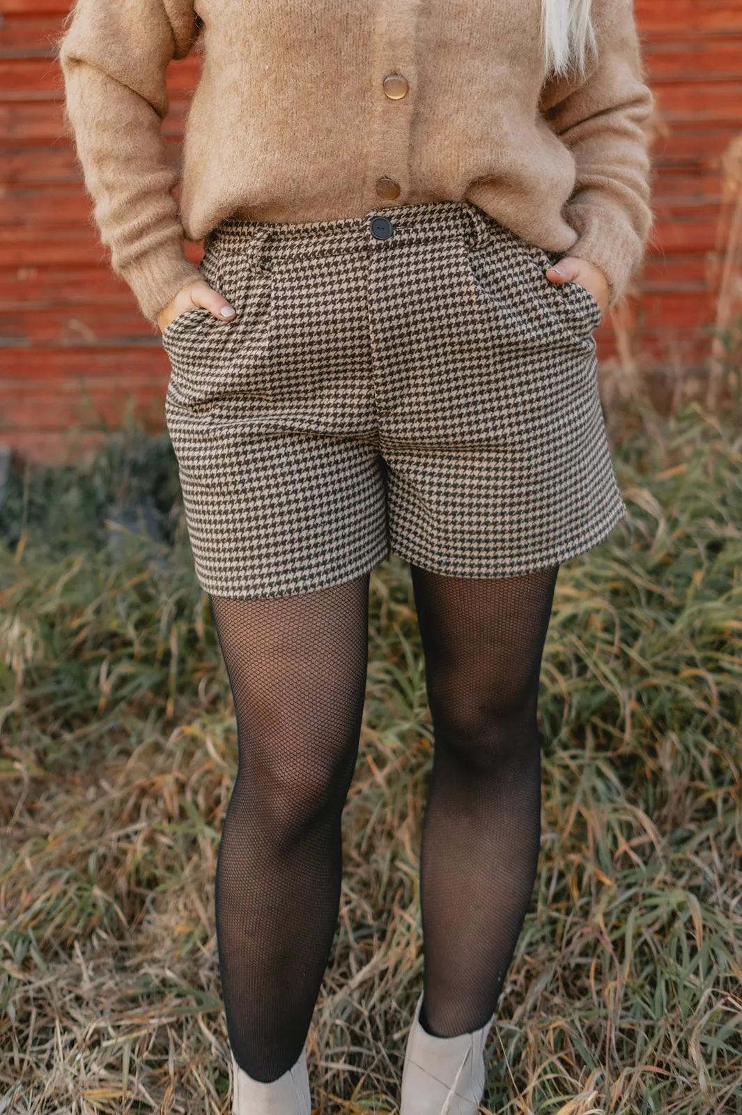 The Estelle Vintage Shorts - Coffee