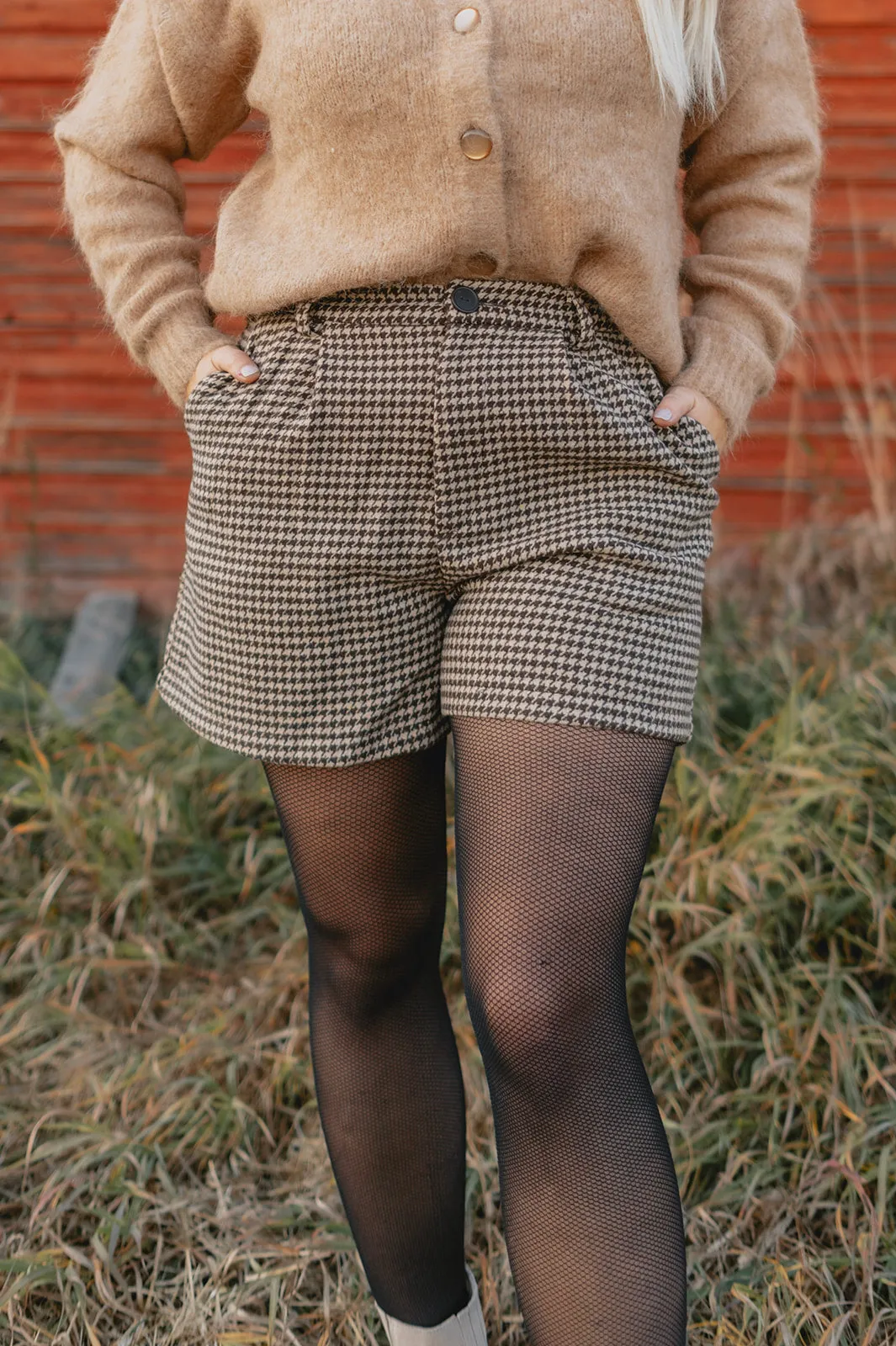 The Estelle Vintage Shorts - Coffee