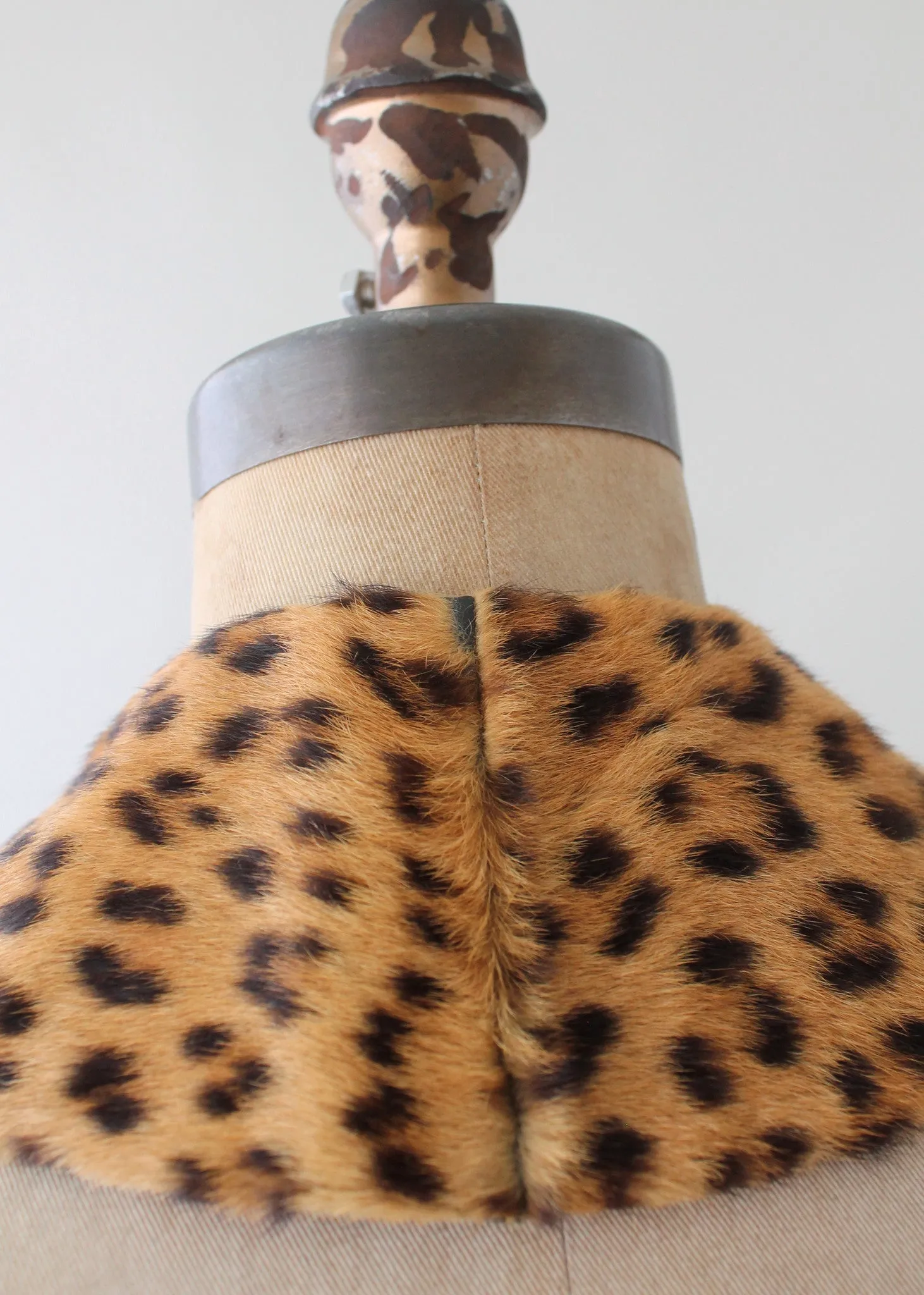 Vintage 1950s Leopard Fur Collar