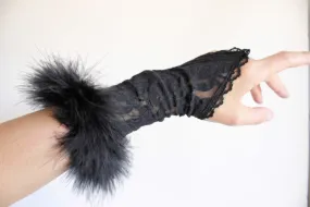 Vintage 1980s Lace and Feather Fingerless Gloves