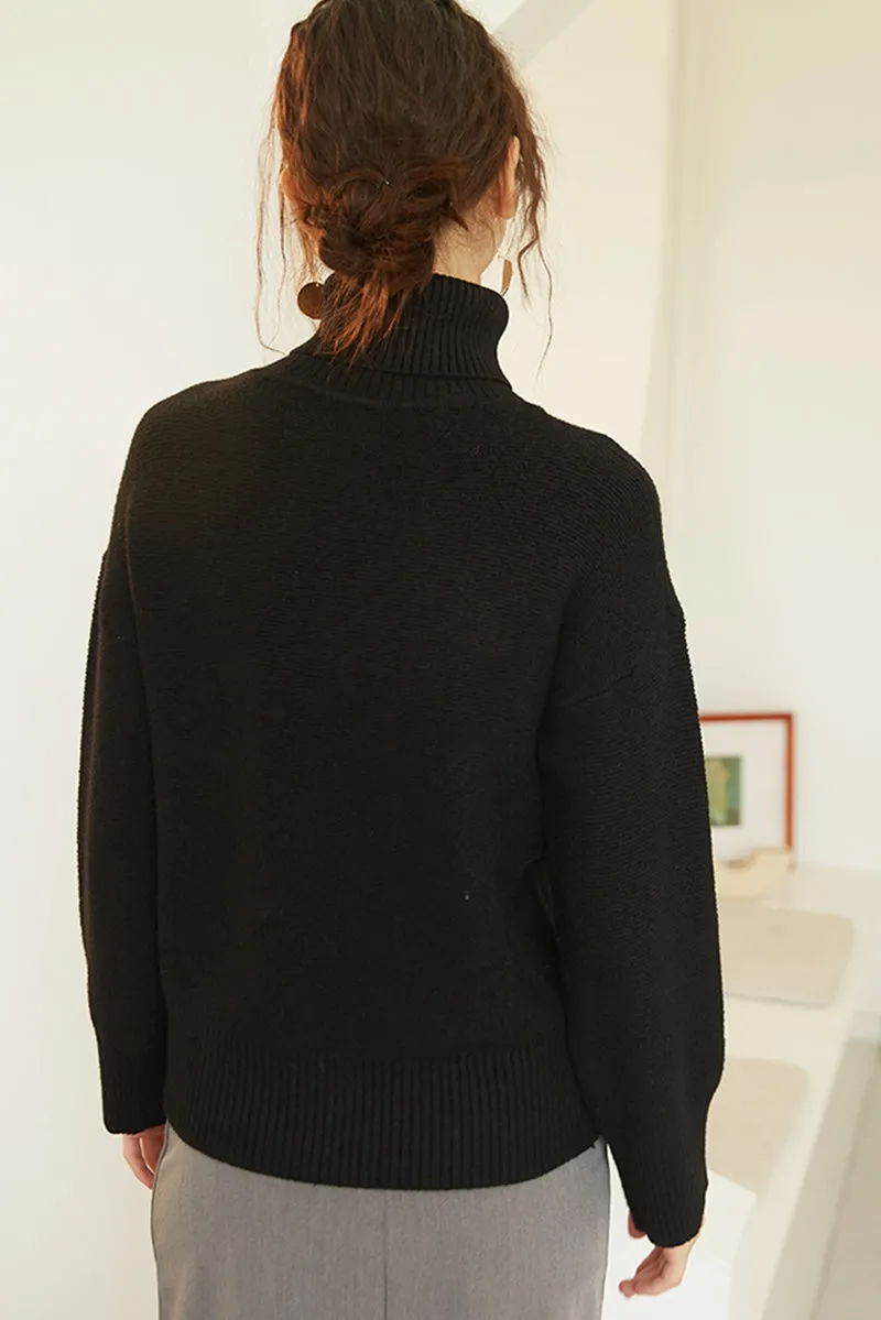 Women Loose And Comfortable Turtleneck Sweater